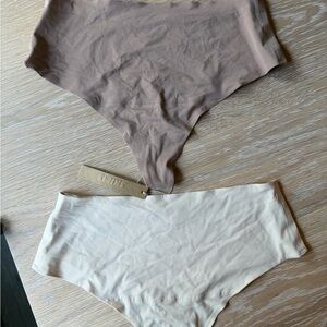 SKIMS Women's Panties in Brown and Cream